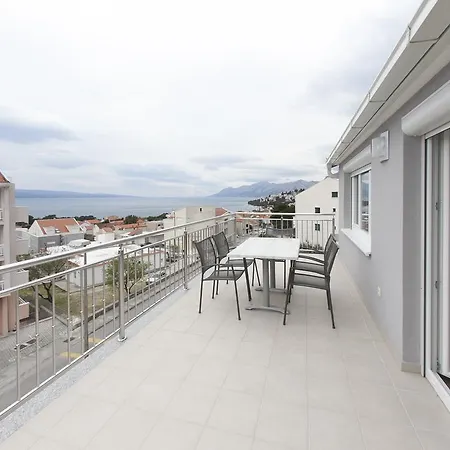 Klara Apartment Baska Voda